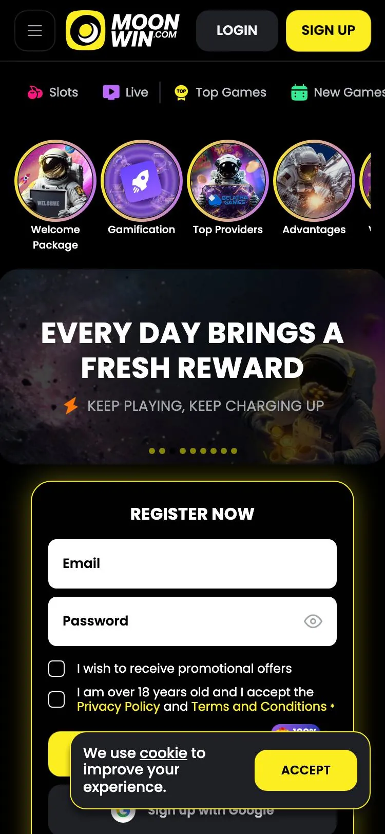 MoonWin home page on mobile